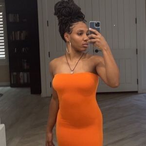 Meet your Posher, Laniya